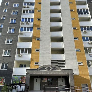 Миколи Вінграновського вул., 2