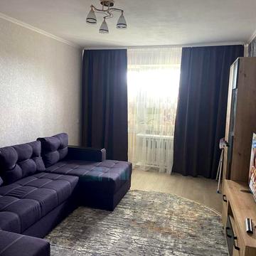 Продам квартиру двокімнатну