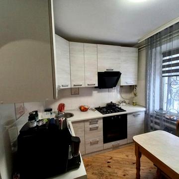 2 кімн квартира вул Довженка