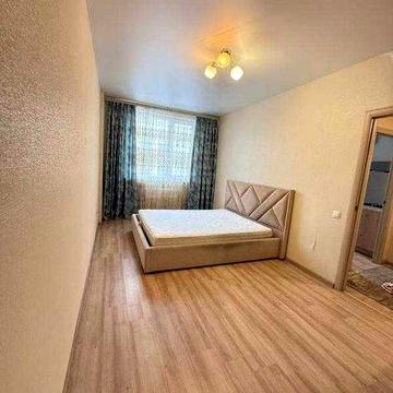 Продам 1к. квартиру с мебелью и техникой на 2 этаже ЖК 7 НЕБО