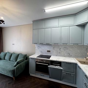 Дніпровська набережна вул., 15-Є