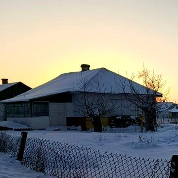 Продається приватизована земельна ділянка із будинком