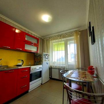 Сдам 1 комнатную квартиру с ремонтом на Тополе