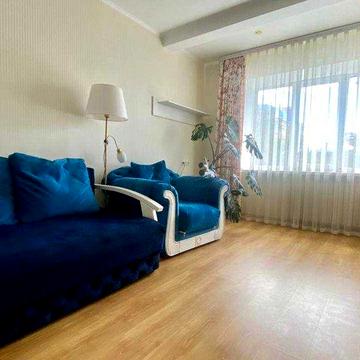 Здам 1 кімнатну в новобудові біля Цуму