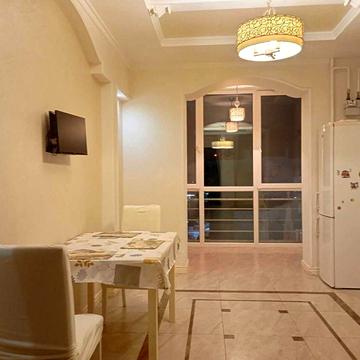 Здається 2-кімнатна квартира на вул. Мікльоша, 11.