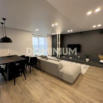 Продається сучасний котедж у м.Виноградів