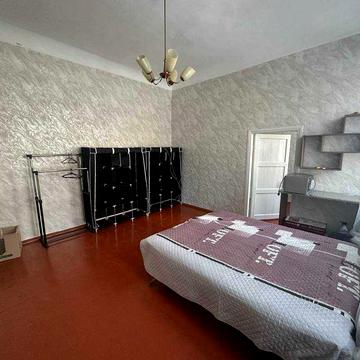 Здам 2 кімнатну в цетнрі,  біля ОДА