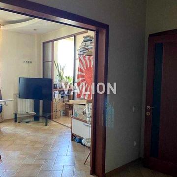 2к квартира з ремонтом,  вул Лондонська 16