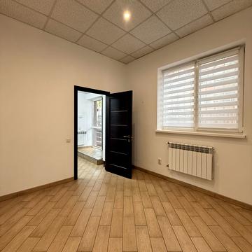 Василя Стуса вул. (Пушкінська), 62 є