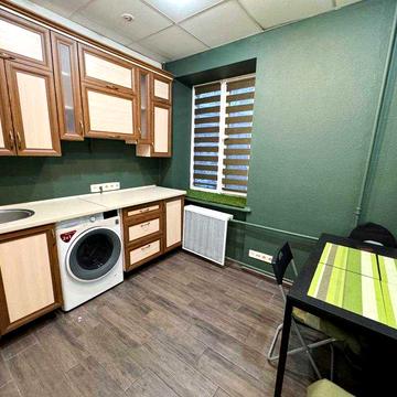 Дмитра Дорошенка 61, Печерськ, Дружби Народів