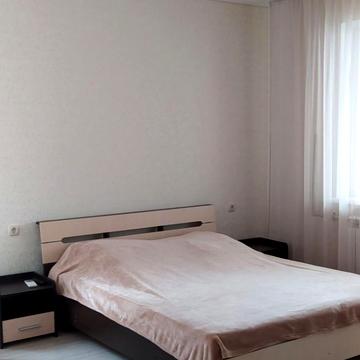 Князя Володимира Великого просп., 71