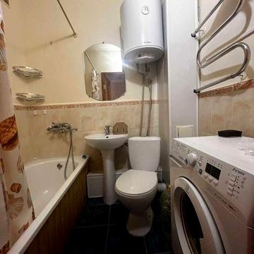 Продам 1 ком квартиру ,ул.Гули Королевой, (район пр. Калнышевского).