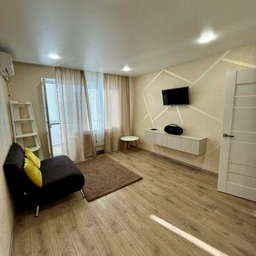 Сдам в аренду 1 - комн. квартиру, левый берег. А