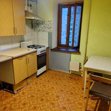 Продам 1 кім квартиру по вул Лагуновій 10