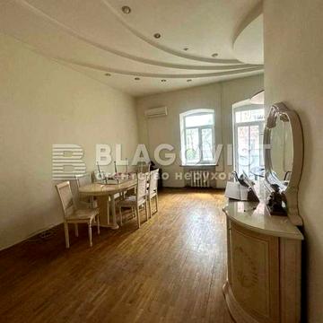 Продаж 3-кімн квартири в історичному центрі Києва.  Михайлівська, 18а