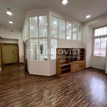 Продаж 4-кімн квартири в історичному центрі Києва (вул. Костельна, 8)