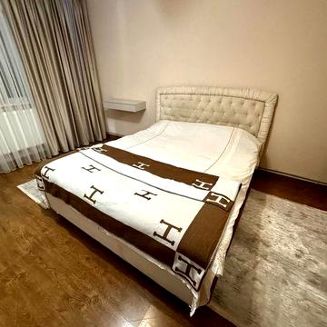 Продаж затишного будинку з ділянкою 0.5га