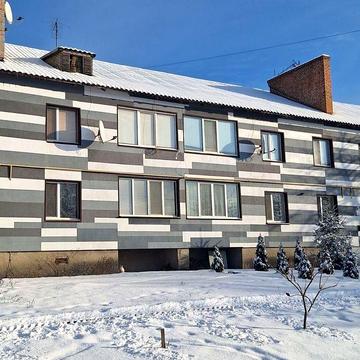 ПродАється 3 кім.квартира з ремонтом. м. Городище