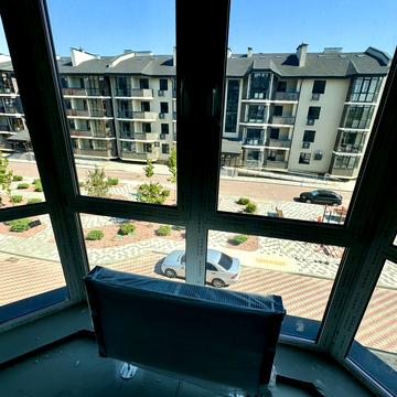 Тополева вул., 2