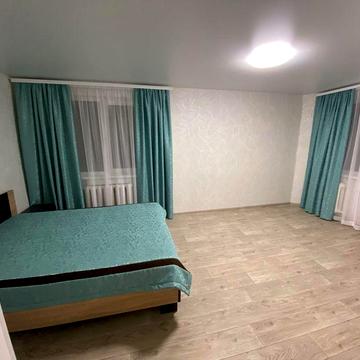 Здам 1 к-ну квартиру в історичному центрі міста , світло не вимикають