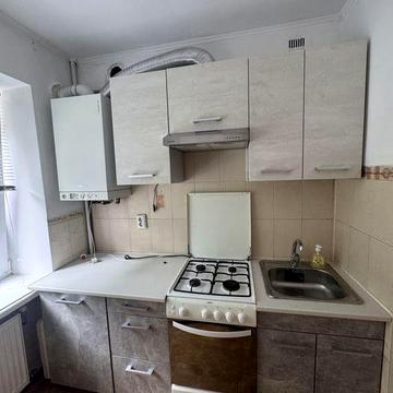 Оренда 2 кімнатної квартири з  індивідуальним опаленням на Дружбі