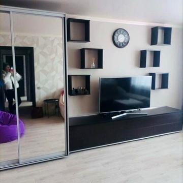 Продам 2 х ком кв. Левый берег.  С мебелью и техникой.