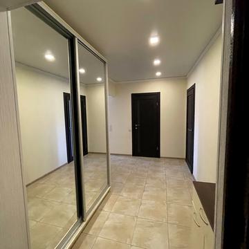 Набережна Перемоги вул., 62