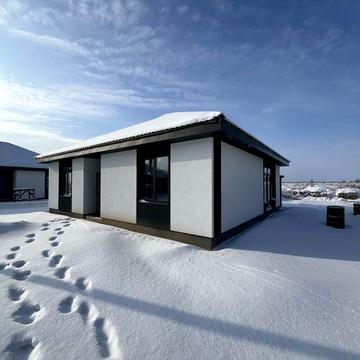 Одноповерховий будинок в котеджному містечку