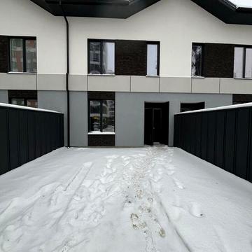 Тунхаус в центрі Ірпеня, в пішій доступності школа та садок