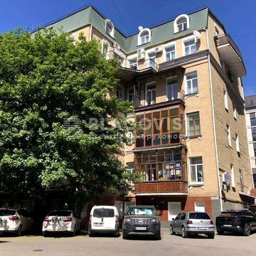 Простора квартира 230 кв.м в історичному будинку на Ярославовому Валу!