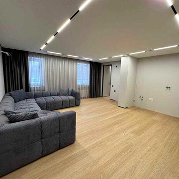 Продаж 2кім 80м2 з новим ремонтом м.Вирлиця Позняки