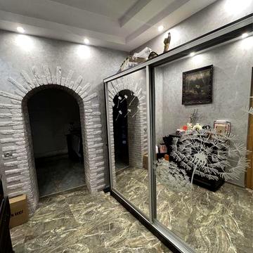 Продаж добротного будинку у центрі міста