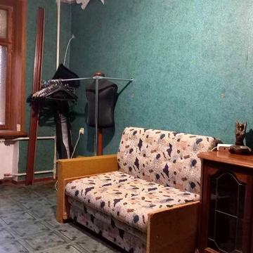 Продам 3 ком. кв-ру м. Защитников Украины, ул. Ш. Руставелли