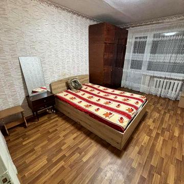 Здається простора двокімнатна квартира по вул. Хоменка, 18.