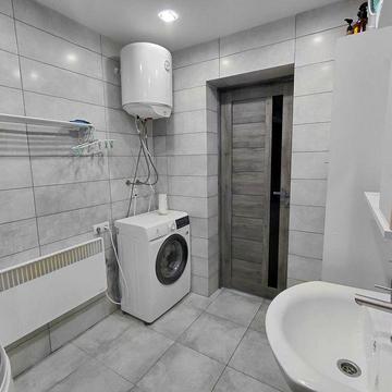 Продається  будинок, частково мебльований, можна заїжджати і жити