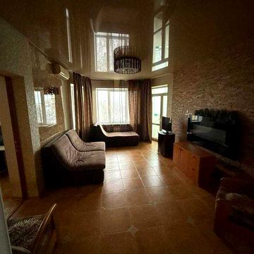 Оренда 3-кімнатної квартири в центрі Києва — Липки