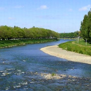 Оренда 2 кі-ної квартири з краєвидом на Річку/ Газ