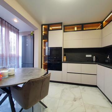 Софії Русової вул., 7