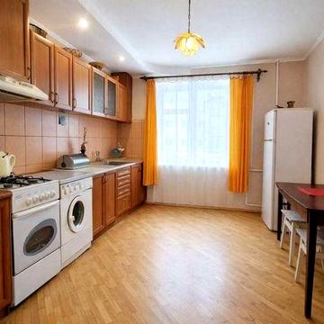 Оренда трикімнатної квартири по вул.Стуса