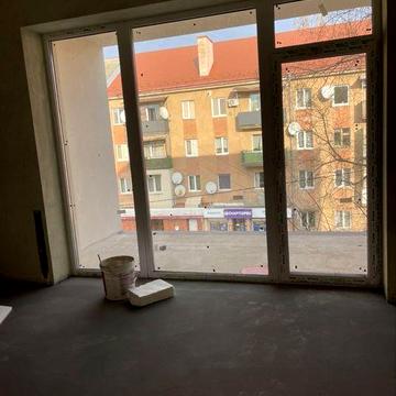 Продаються квартири у зданому будинку