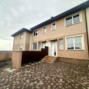 Здається в орееду котедж Червениця Бам асфальтована дорога