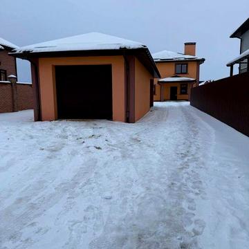 Газифікований будинок з ремонтом на 8 сотках. Гараж. Мін. оформлення