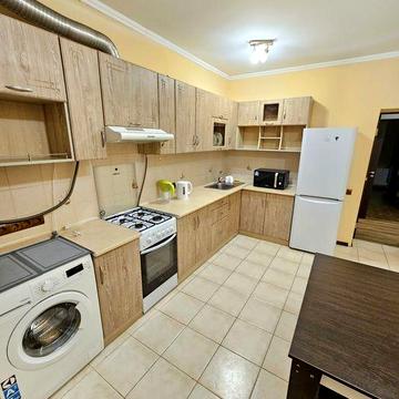 Здається в оренду простора 1кімн. по вулиці Хіміків