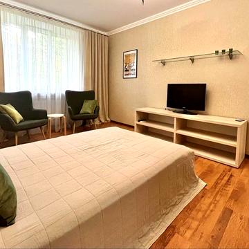 Весніна вул., 7а