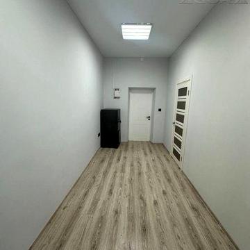 **Оренда офісу, вул. Довга (центр міста)**