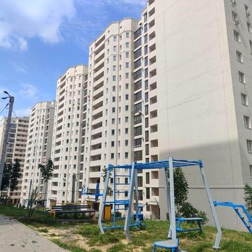 Продам новобудову в Сокольниках 99 м² з частковим ремонтом ЖК Сокільники