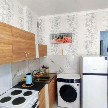 Радистів пров., 18