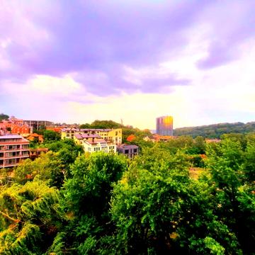 Старонаводницька вул., 8