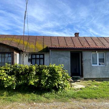 Продаж будинку з землею