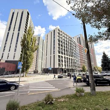 Вільгельма Котарбінського вул. (Миколи Кравченка), 24